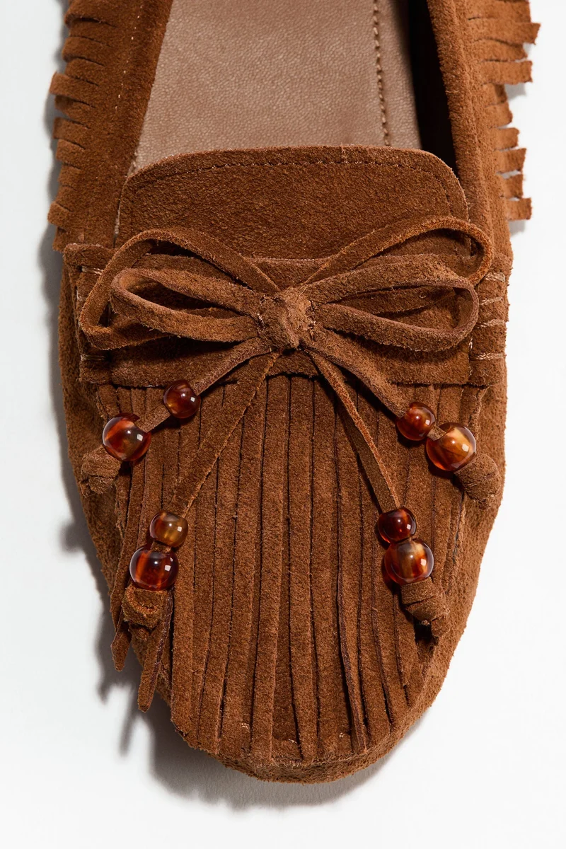 اتش اند ام حذاء لوفر من الجلد